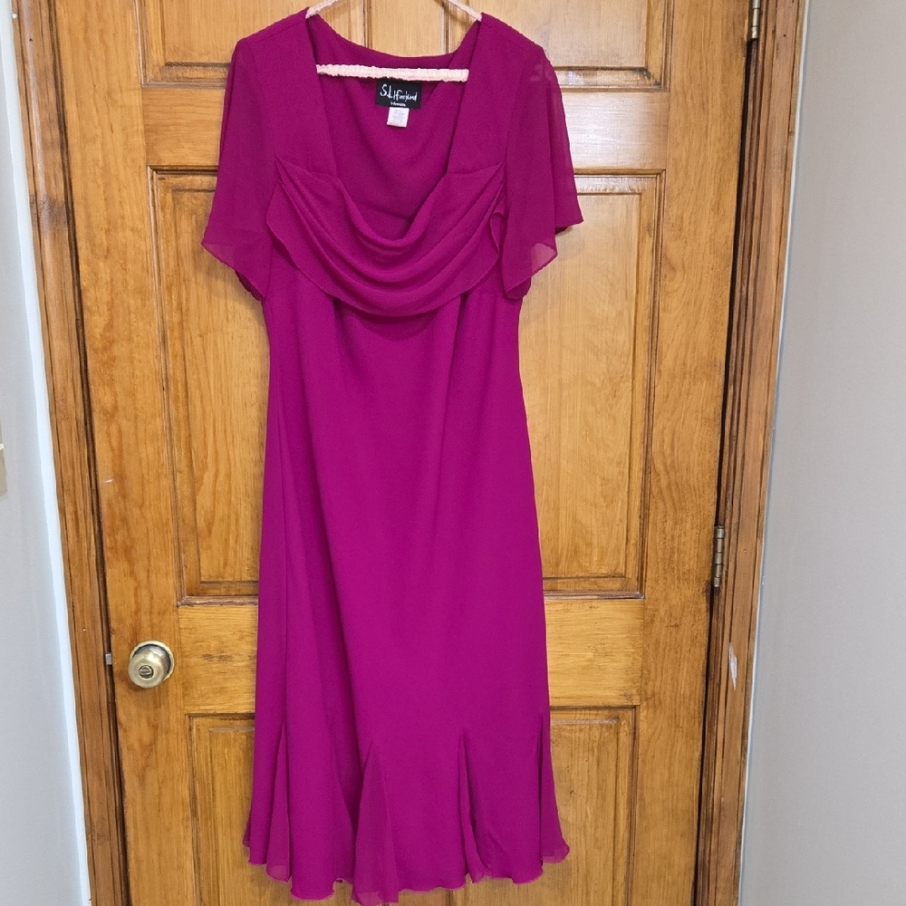 SL Fashions Women's Magenta Midi Dress